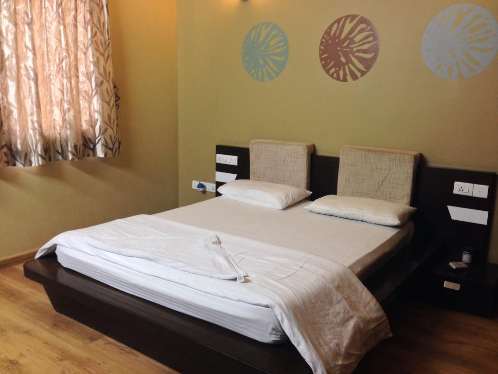 Park Inn Hospitality Apartment Bangalore Room photo